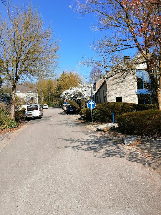 Durbuy, ses ruelles pittoresques et sa gastronomie Extérieur photo